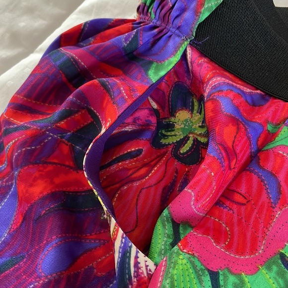 ECI New York Floral Skirt - Picture 8 of 8